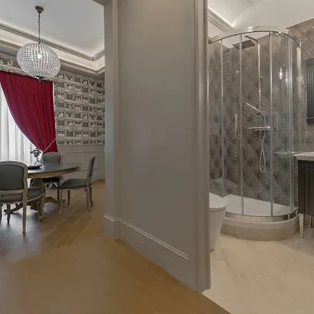 아파트 - Teatro Luxury