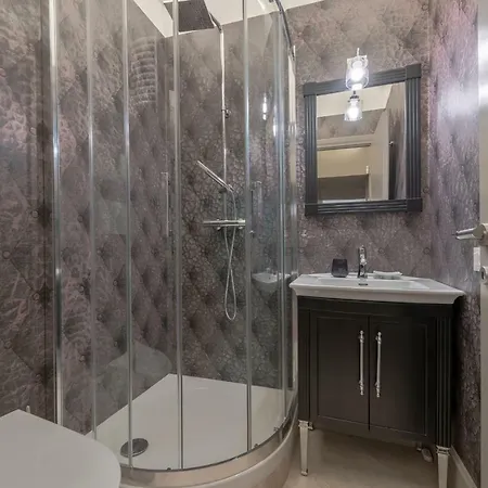 아파트 - Teatro Luxury *