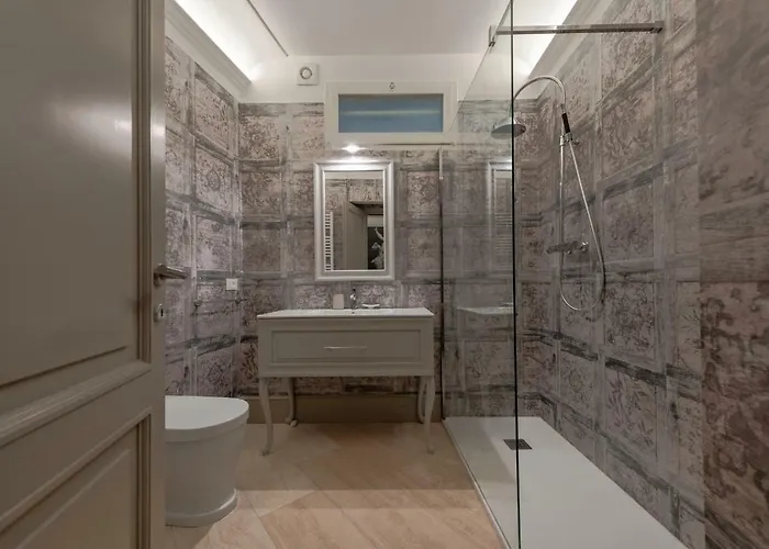 - Teatro Luxury * Флоренция