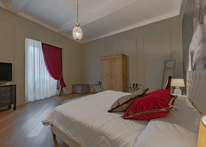 Апартаменты - Teatro Luxury Флоренция