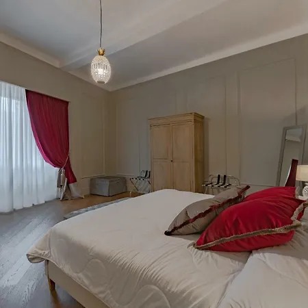 Apartment - Teatro Luxury Florence